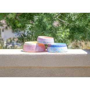 TARHONG Flower Fields Medium Pet Yellow Bowl (Set of 2)