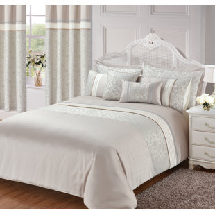 ROSDORF PARK Karson Polyester Solid Colour Duvet Cover Set with Pillowcases