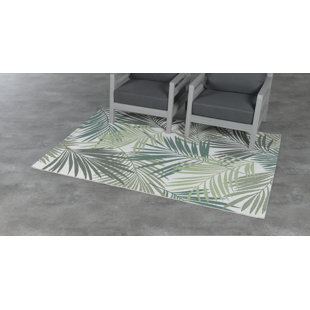 BAY ISLE HOME Finsbury Palm Leaf Tufted Green Outdoor Rug