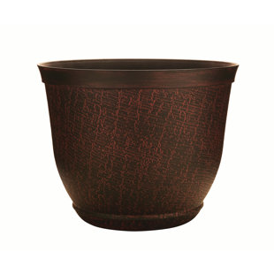 SOUTHERN PATIO® Cronus Pot Planter