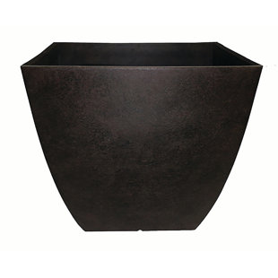 SOUTHERN PATIO® Newland Pot Planter