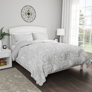 PLYMOUTH HOME LHC Box Stitch Floral Comforter Set
