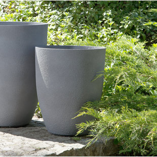 ZIPCODE DESIGN Valeria Stone Plant Pot