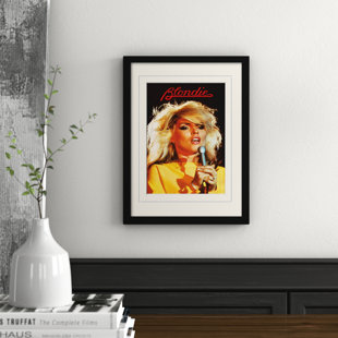 HAPPY LARRY Heart of Glass Blondie Framed Photographic Print