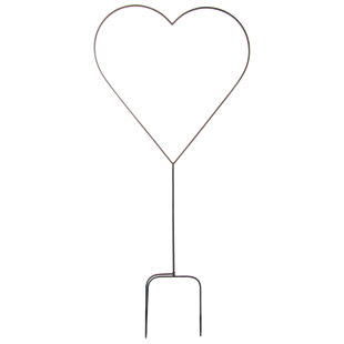 WFX UTILITY Metal Garden Statue