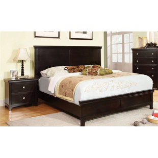 LATITUDE RUN® Crissyfield Standard Bed