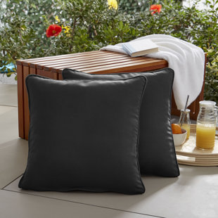 MOZAIC COMPANY Noir Indoor/Outdoor Reversible Throw Pillow (Set of 2)