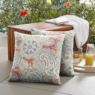 MOZAIC COMPANY Paisley Indoor/Outdoor Reversible (Set of 2)