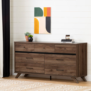 WADE LOGAN® Ariyel 7 - Drawer Dresser