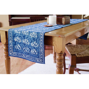 HOMESTEAD J.E.GARMIRIAN AND SON INC Indigo Dabu Floral 100% Cotton Table Runner