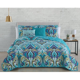 AVONDALE MANOR Misha Eclectic Damask Quilt Set