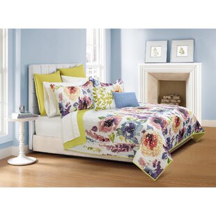 SAFDIE & CO. INC. Talia Farmhouse / Country Floral Coverlet Set