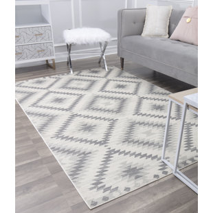 COSMOLIVING BY COSMOPOLITAN Southwestern Machine Woven Beige Area Rug