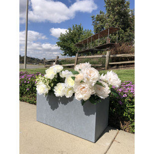 WILLISTON FORGE Fuller Handmade Planter Box