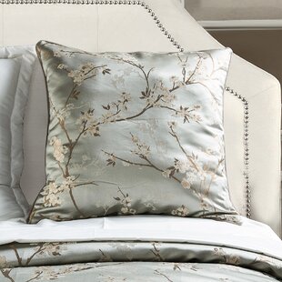 14 KARAT HOME INC. Savannah Floral Indoor/Outdoor Pillow Cover