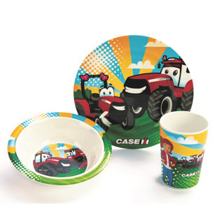 MotorHead Products Case IH Dinnerware Set