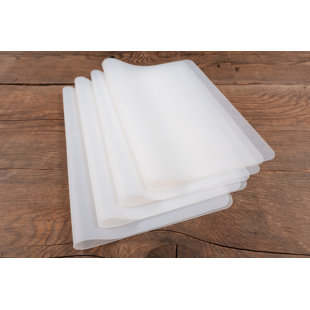 AUGUST GROVE® Meleri Modern Silicone 17" Placemat (Set of 4)