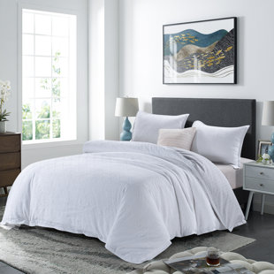 MEADOWPARK Washed Cotton Jacquard Reversible 3 Piece White Duvet Cover Set