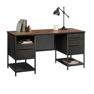WILLISTON FORGE Fuente Executive Desk