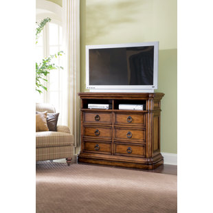 PULASKI FURNITURE San Mateo 6 Drawer Chest