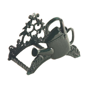 ESSCHERTDESIGN Water In The Garden Iron Wall Hose Holder
