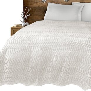 MAISON CONDELLE Woven Throw Blanket