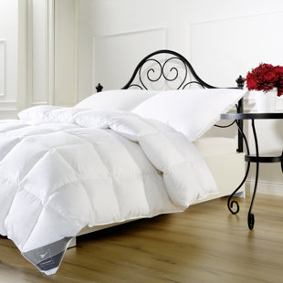 HÄUSSLING Kuscheltraum Down & Feather Blend Duvet