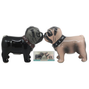 TRINX Jorgea Adorable Kissing Love Pugs Ceramic Salt and Pepper Shaker Set