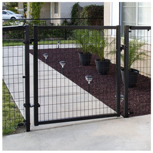YARDGARD SELECT 4 ft. H x 3.75 ft. W Auto Close Gate
