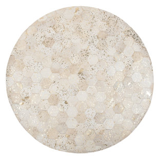 CANORA GREY Handgefertigter Teppich Croix aus Rindsleder in Beige