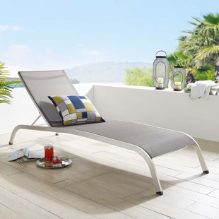 ORREN ELLIS Savannah Outdoor Patio Mesh Chaise Outdoor Patio Lounge Chair