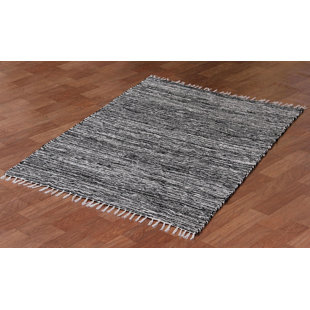 HIGHLAND DUNES Mattison Handwoven Chenille Black/White Rug