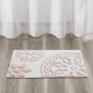 MADISON PARK Casablanca Medallion Cotton Tufted Bath Rug