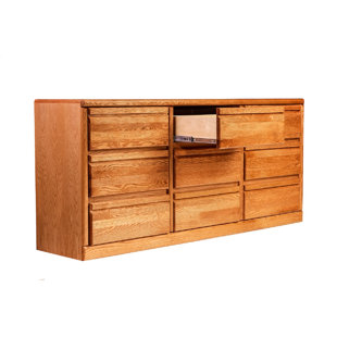 MILLWOOD PINES Askins 9 - Drawer Dresser