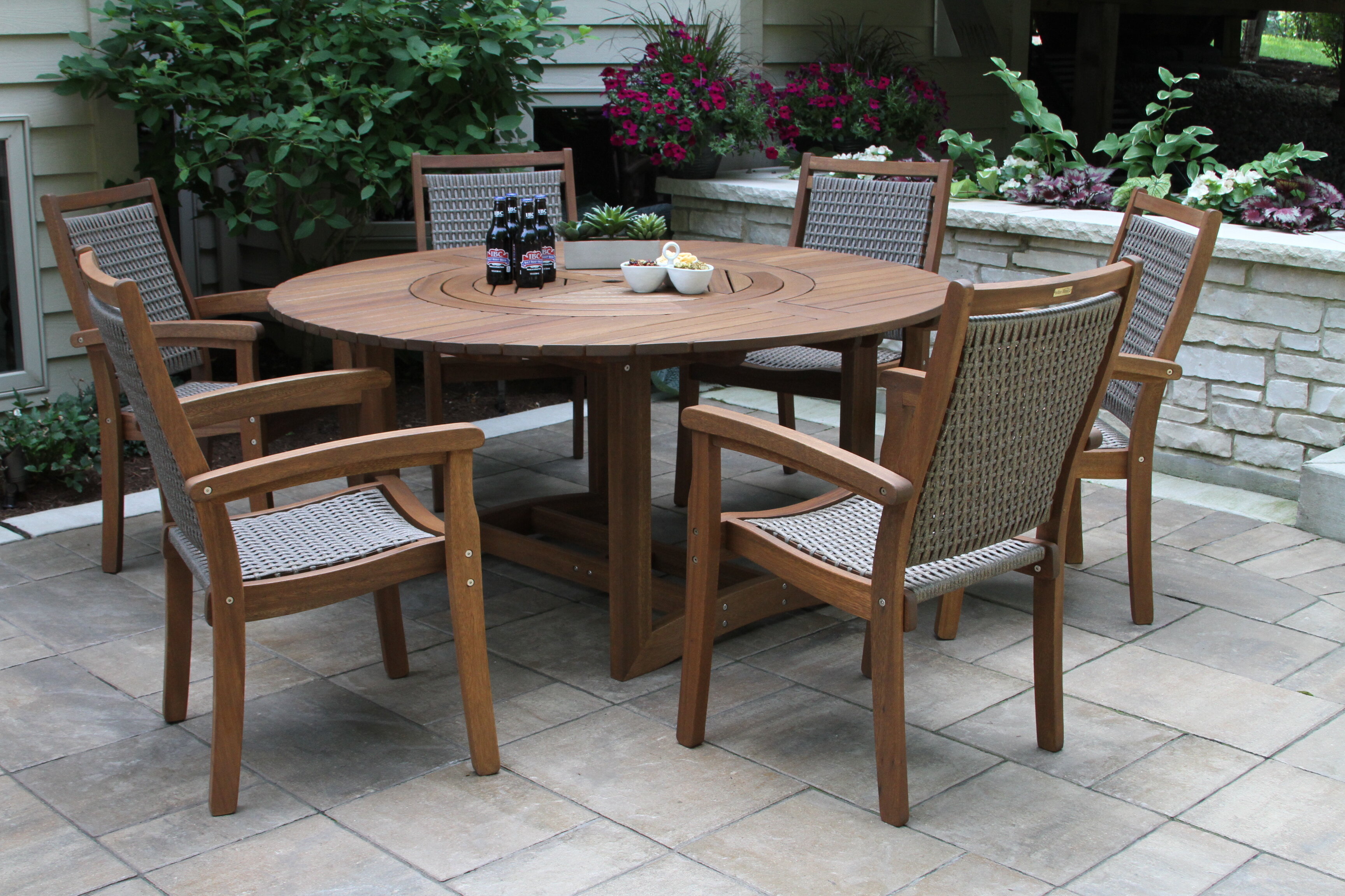 6 person outdoor round table