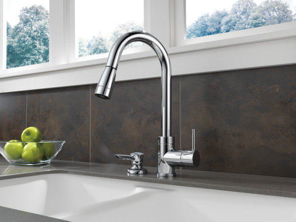 Peerless Faucets Apex Integrated Pull Down Kitchen Faucet With