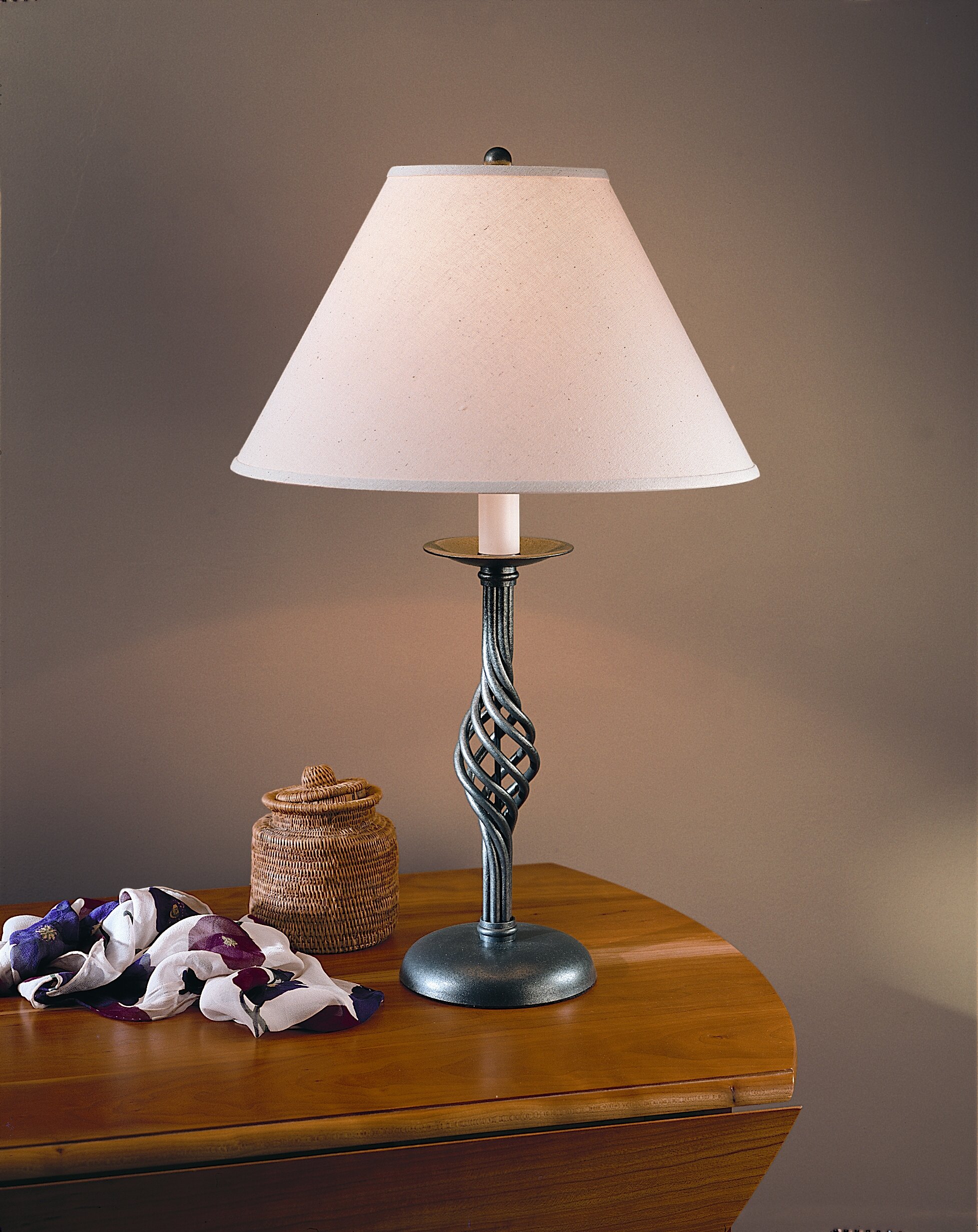 basket table lamp