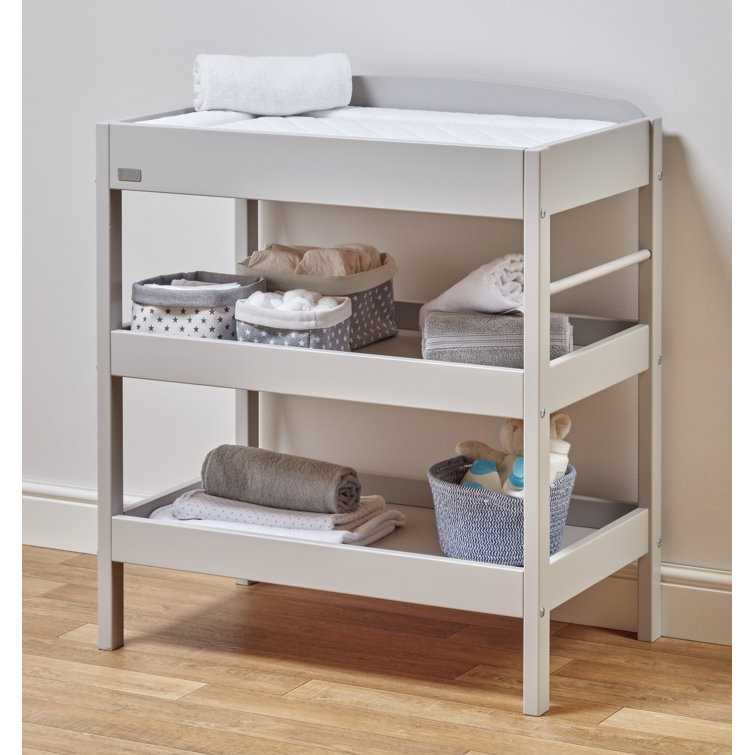 clara changing table