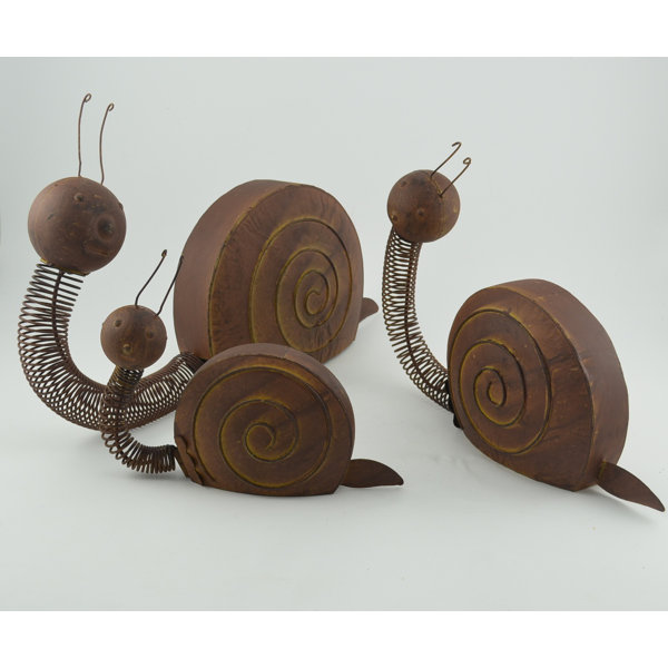 August Grove Crose 3 Piece Garden Snails With Happy Face Statue