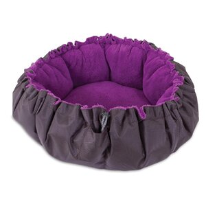 Comfy Clamshell Cat Bed