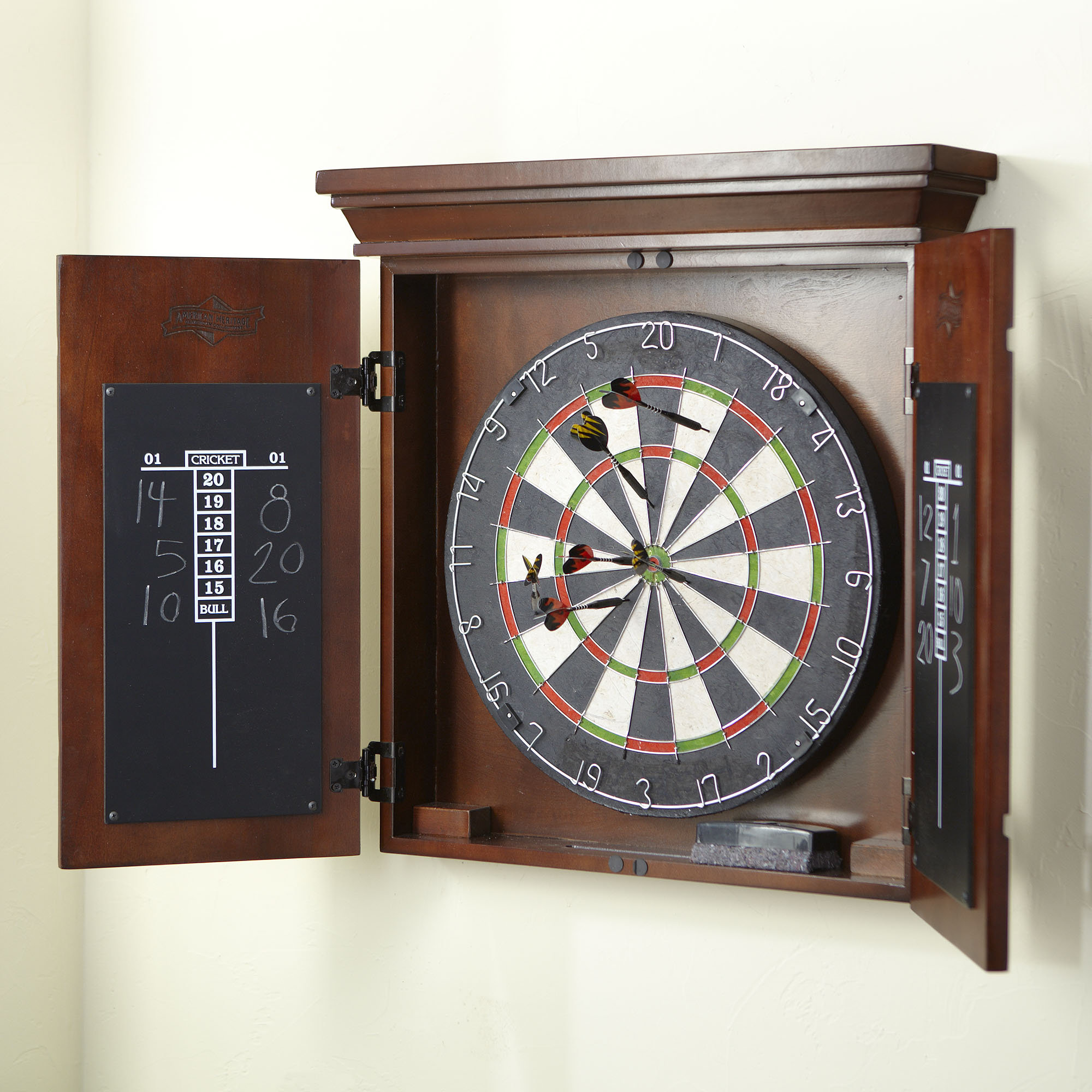 American heritage deluxe dartboard Clearance