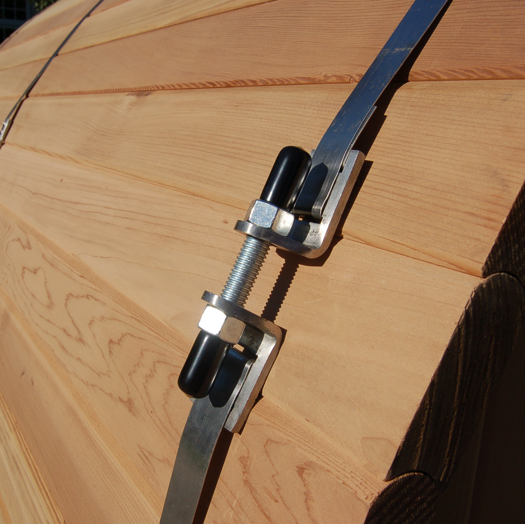 Pinnacle 4 Person Traditional Electric Sauna W/ Heater (Assembly