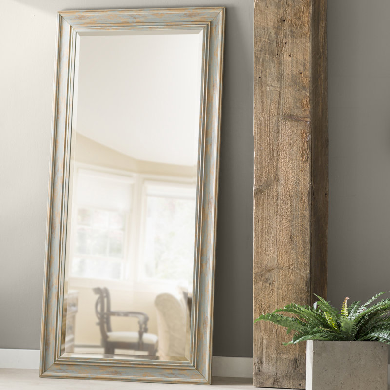 Three Posts Somerton Cottage Country Beveled Distressed Bathroom