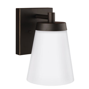 Best Centerville 100W 1-Light Outdoor Wall Lantern By Ivy Bronx Outdoor Lighting Centerville 100W 1-Light Outdoor Wall Lantern By Ivy Bronx Outdoor Lighting
