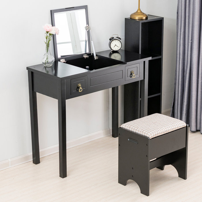 Zutphen Makeup Vanity Set With Mirror Zutphen Makeup Vanity Set With Mirror