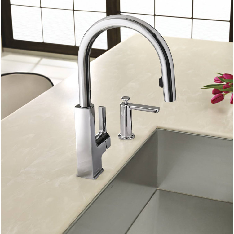 Sto Pull Down Touchless Single Handle Kitchen Faucet
