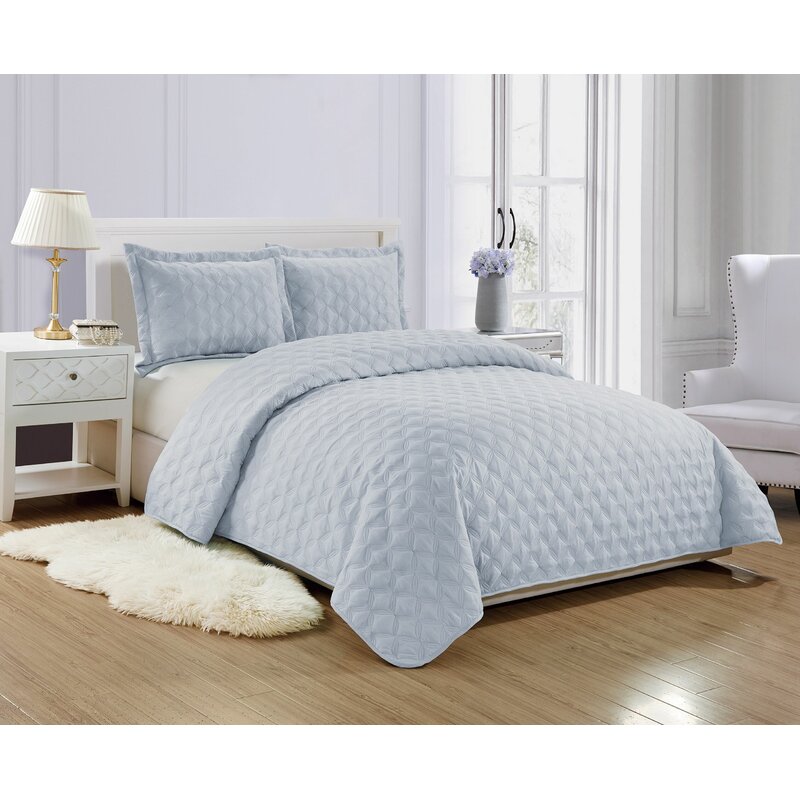light colored quilts