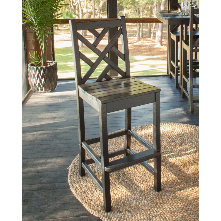 funky bar table and stools