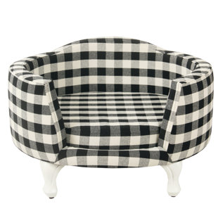 checked dog beds