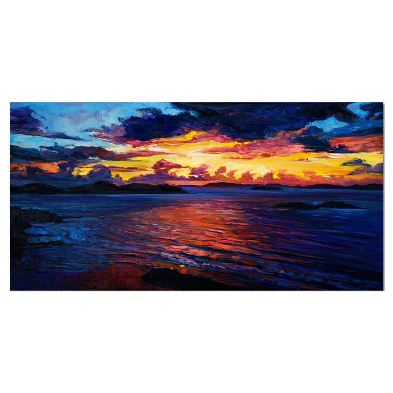 East Urban Home Sea Shore Rich Golden Sunset Over Ocean Oil